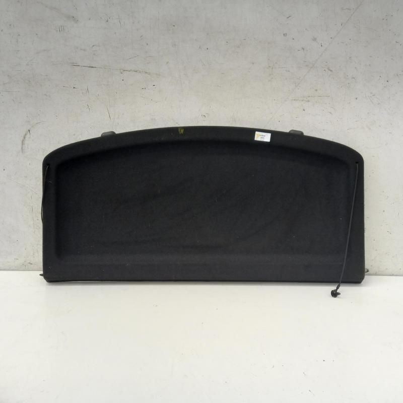 parcel shelf