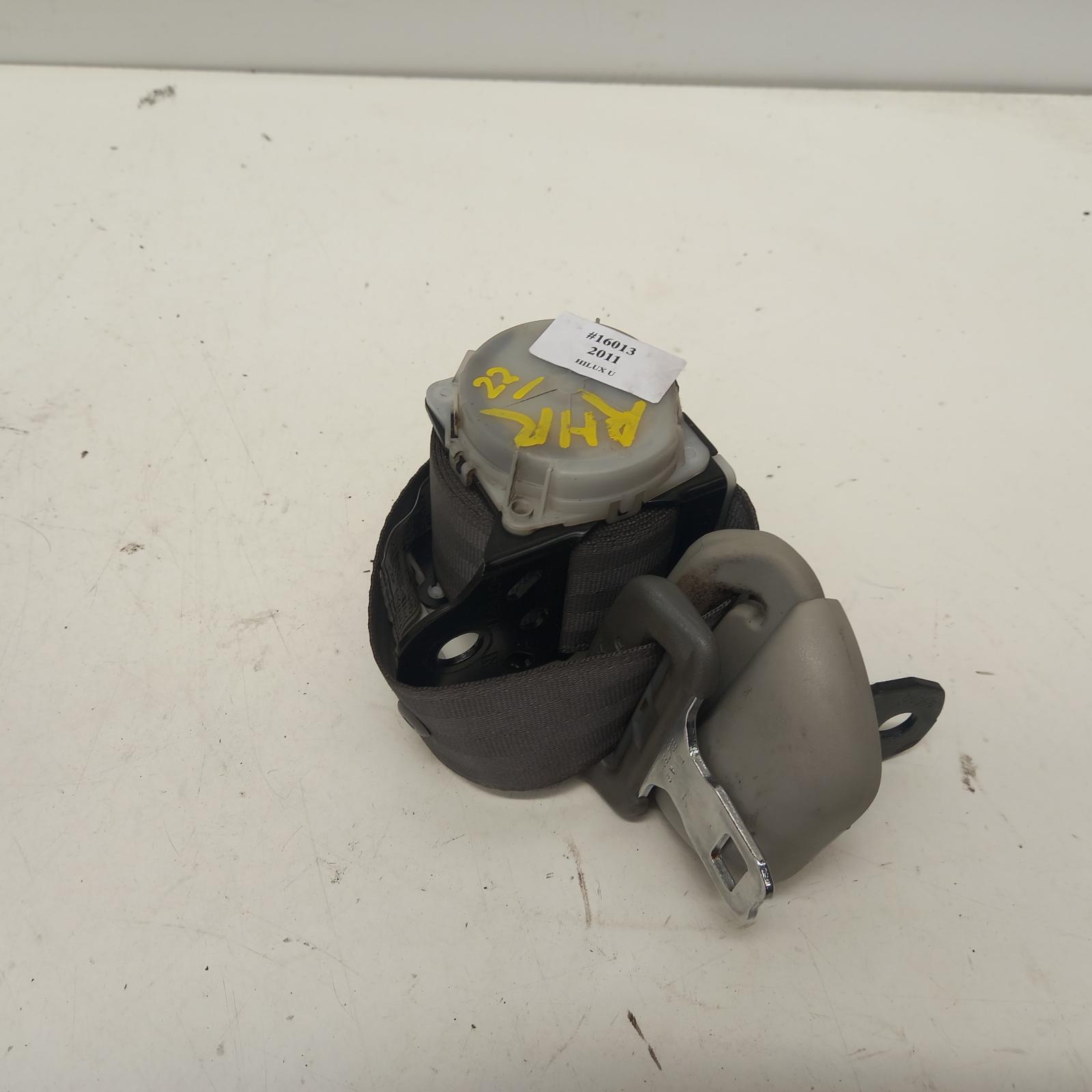 Hilux Seat Belt Stalk 2005-2011 rh rear,seat belt only,dual cab,light grey,03/05-06/11 00016013 #395791