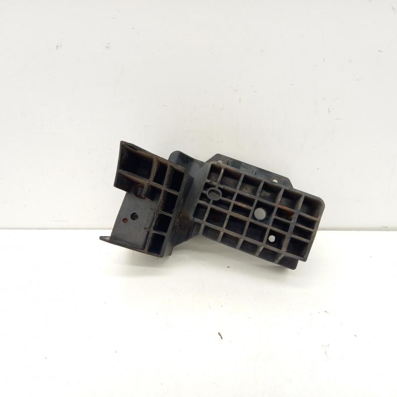 miscellaneous bracket