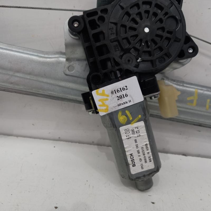 window regulator/motor front left