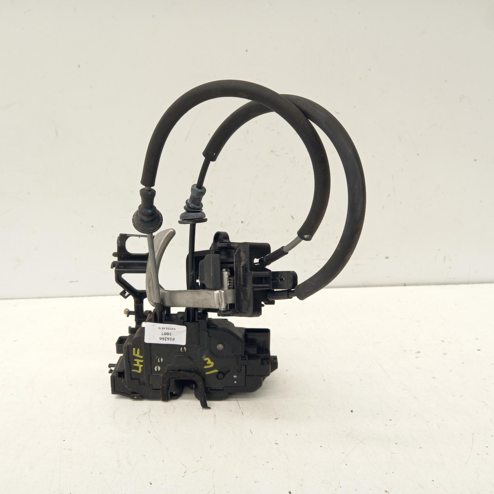 Santa Fe Door/boot/gate Lock 2005-2012 left front door lock,cm,11/05-06/12 00016266 #402412