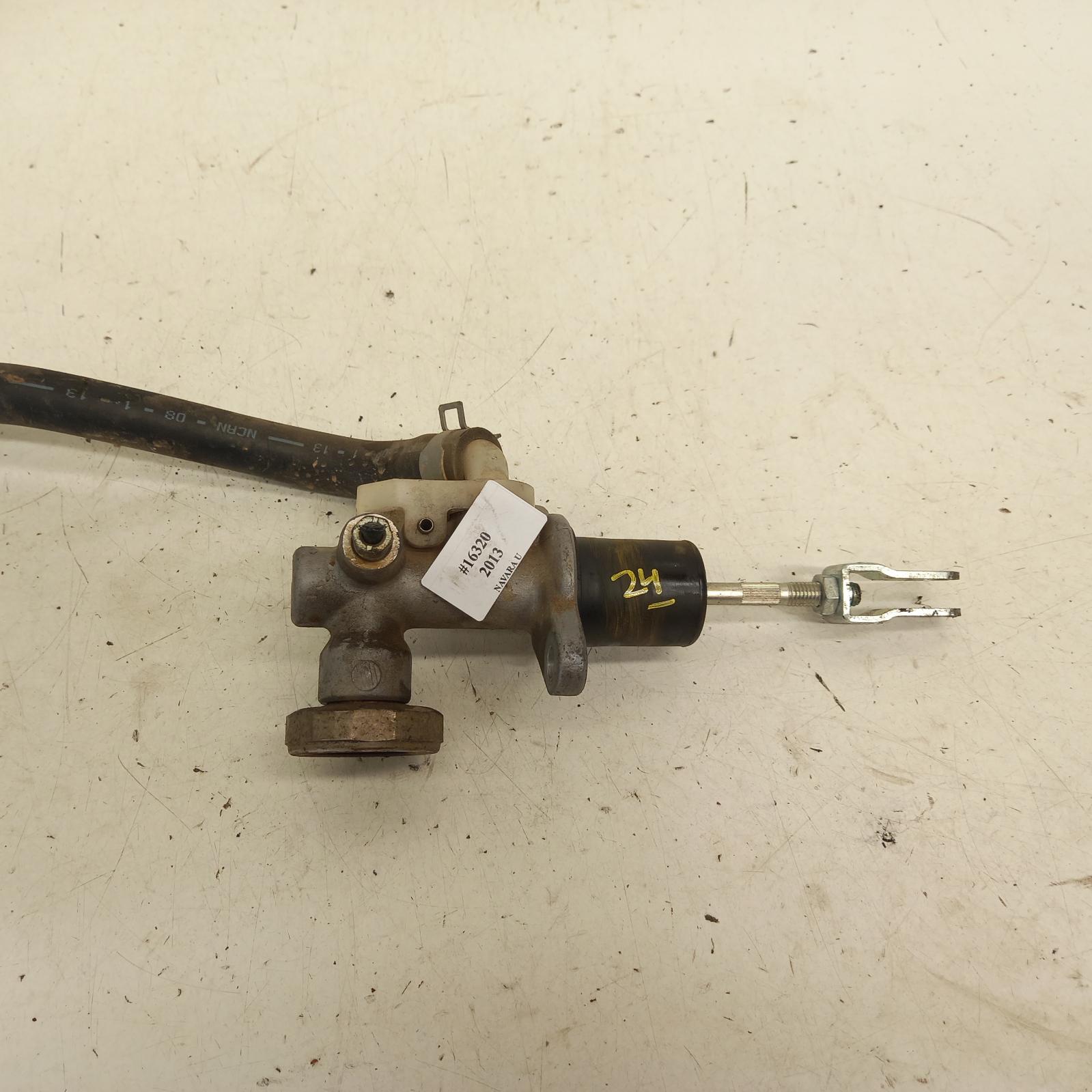 403584, Used clutch master cylinder for 2013 navara d40 09/0508/15
