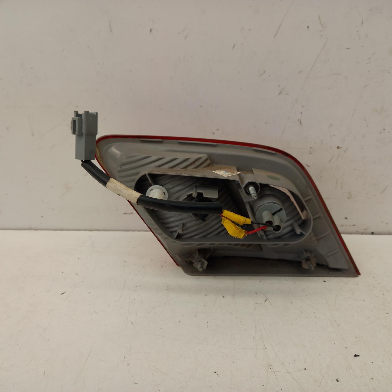 Camry Rear Garnish 2006-2009 bootlid lamp (lh side),acv40/sportivo,06/06-06/09 00016173 #403810