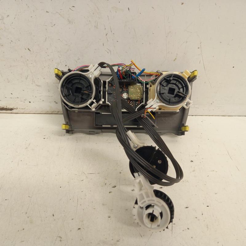 heater/aircon controls