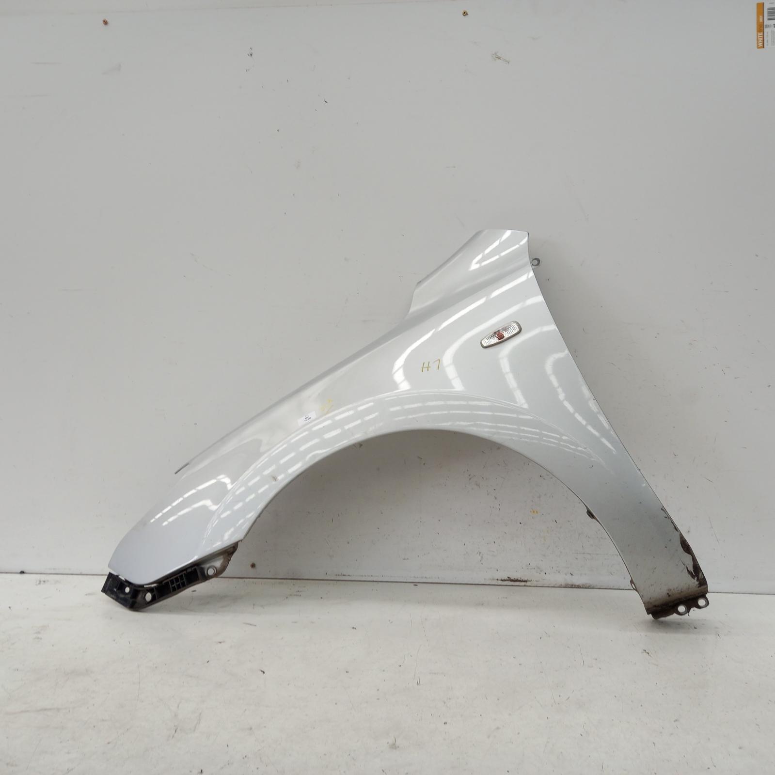 I30 Guard Left 2007-2012 fd,w/ indicator type,09/07-04/12 00016406 #406901