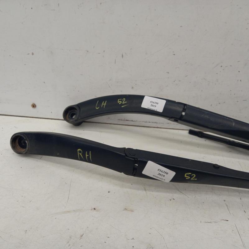 wiper arm