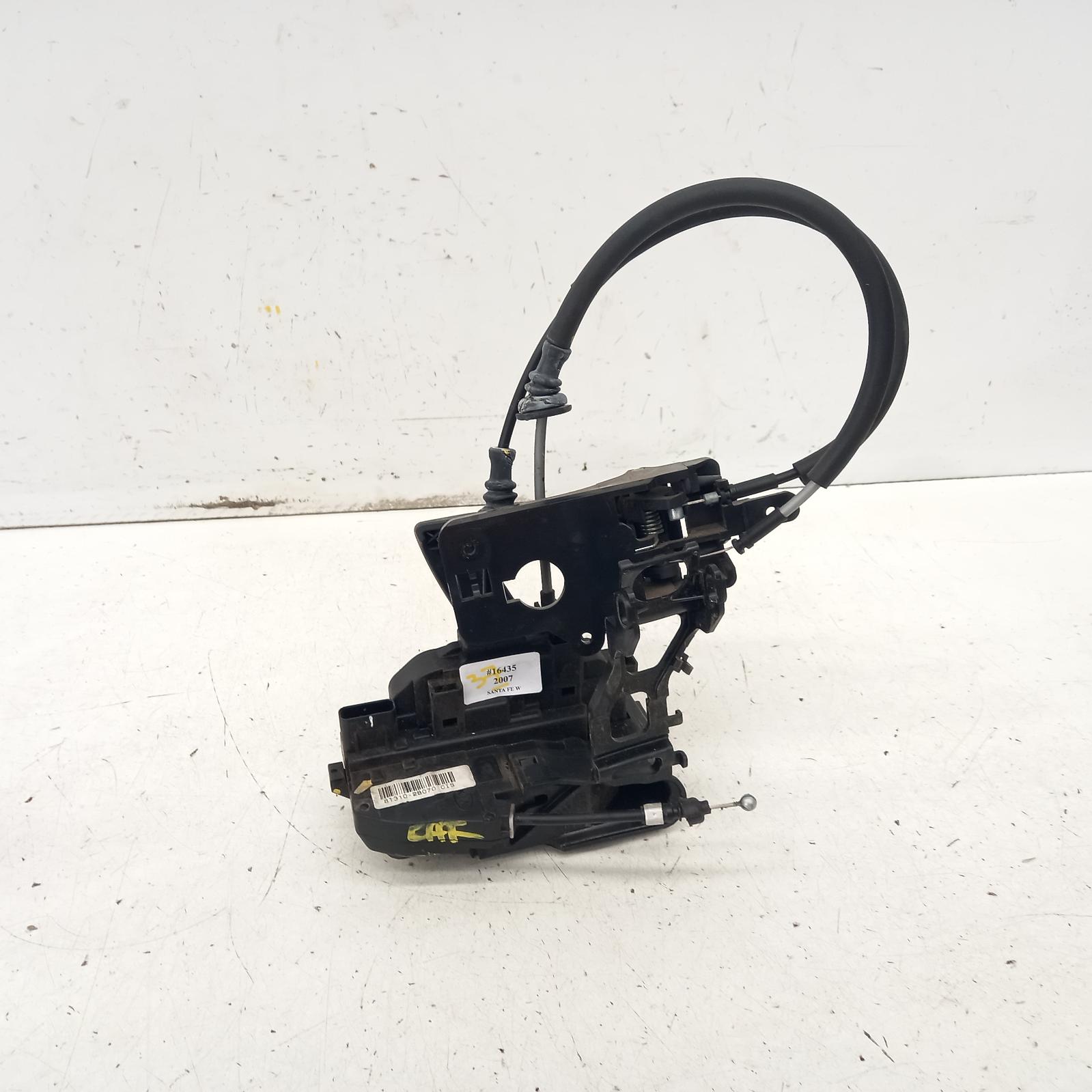 Santa Fe Door/boot/gate Lock 2005-2012 left front door lock,cm,11/05-06/12 00016435 #408231