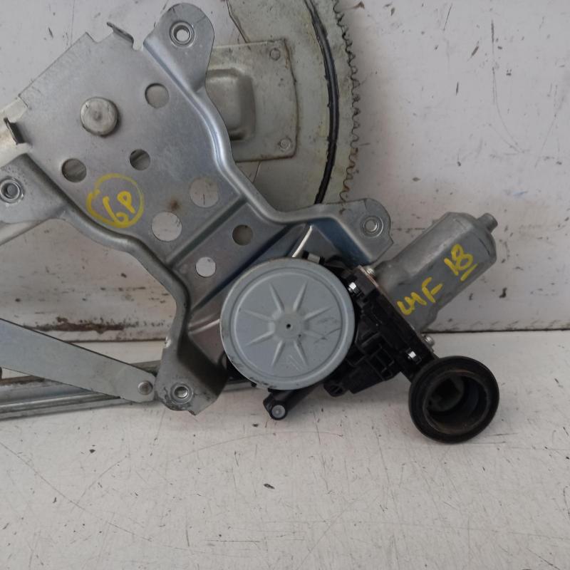 window regulator/motor front left