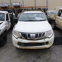 Mitsubishi 2015 ~ 2016 Triton