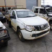 Mitsubishi 2015 ~ 2016 Triton