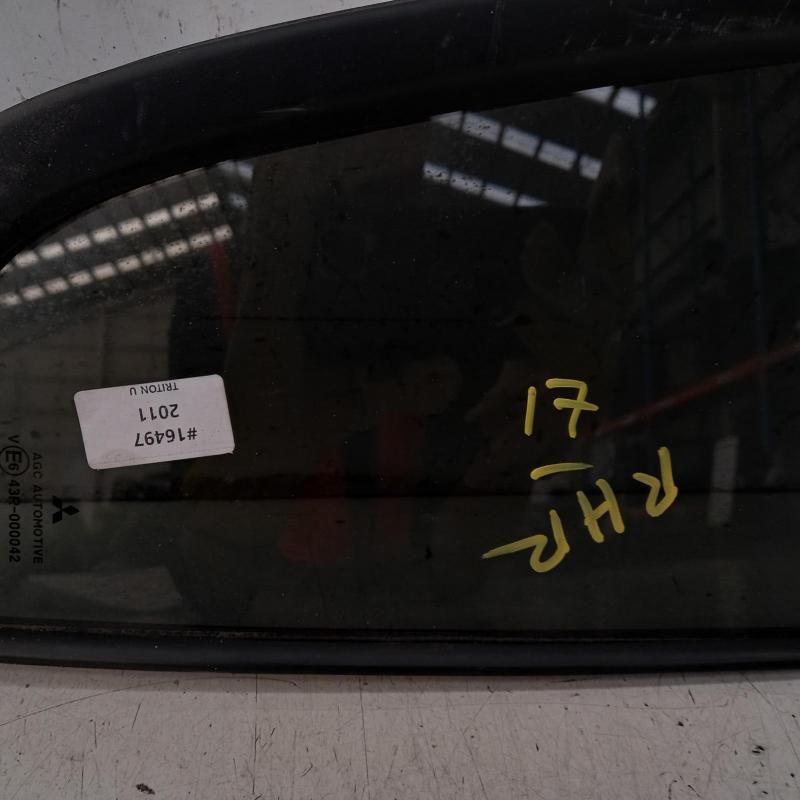 quarter door glass rear right