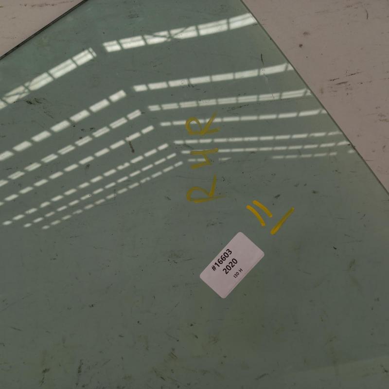 door window rear right