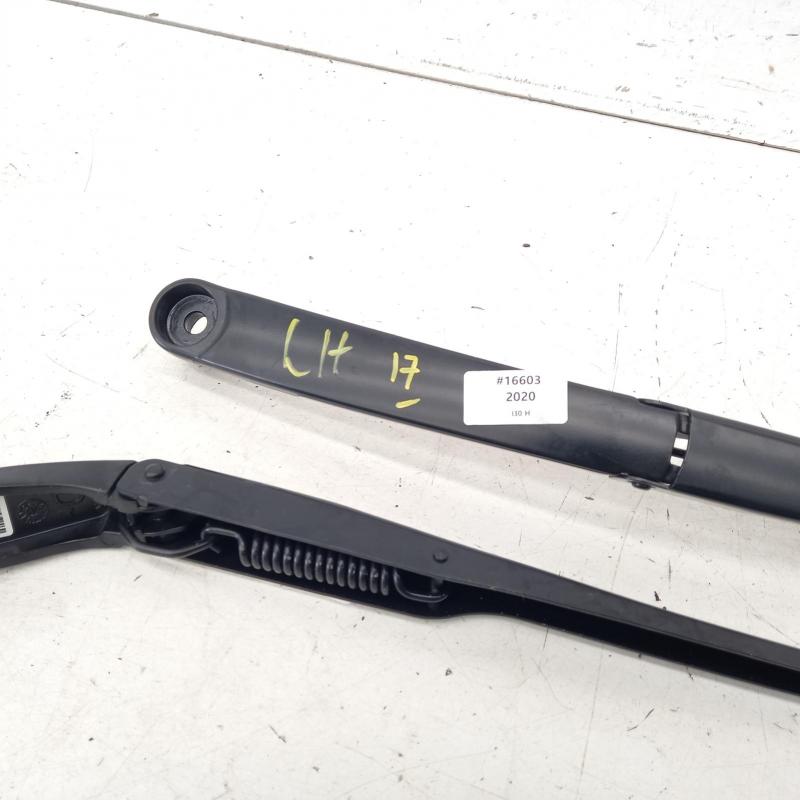 wiper arm