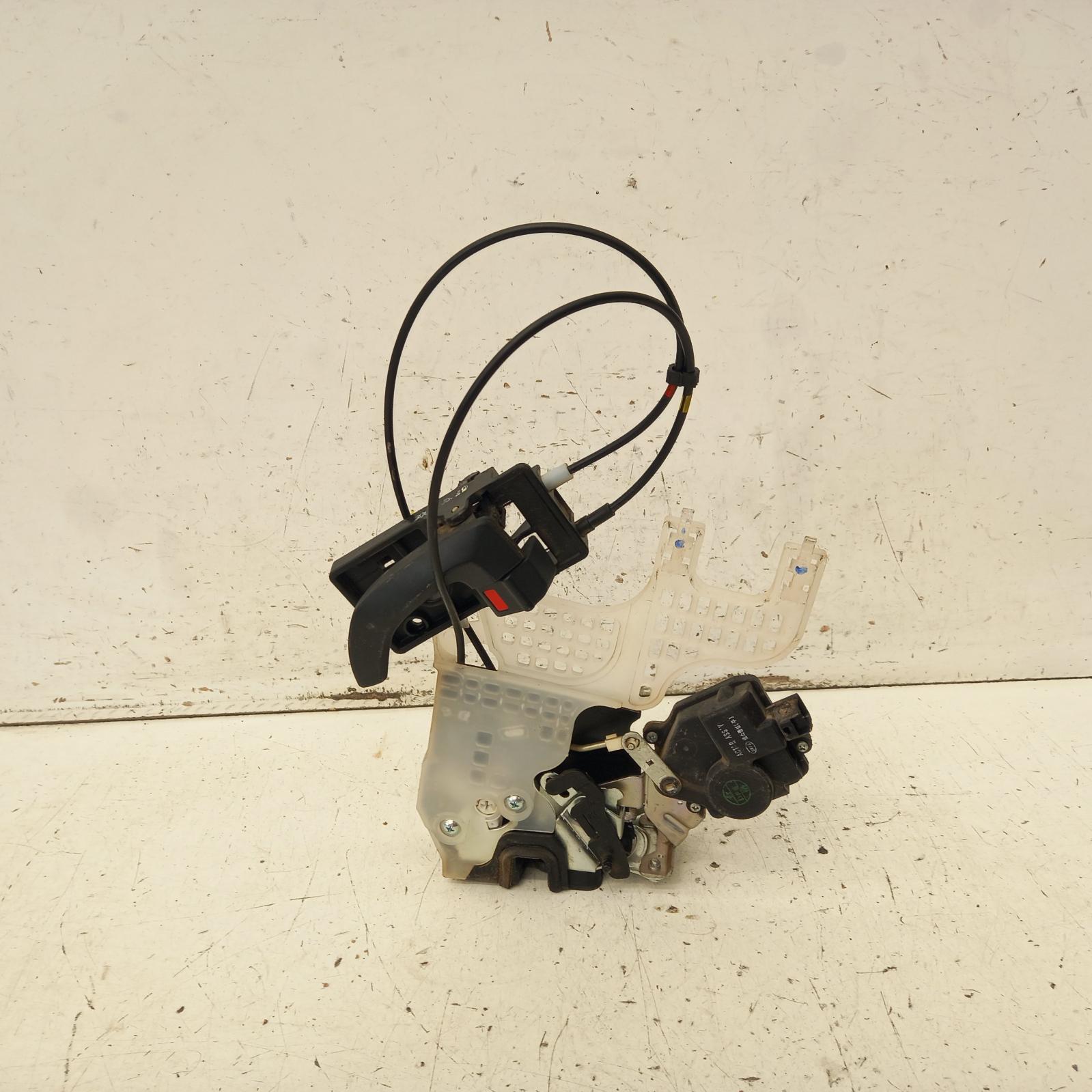 Tucson Door/boot/gate Lock 2004-2010 left rear door lock,08/04-01/10 00016760 #421588
