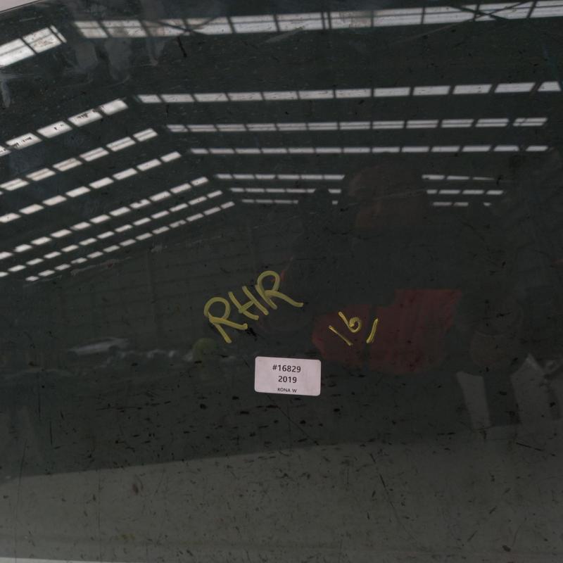 door window rear right