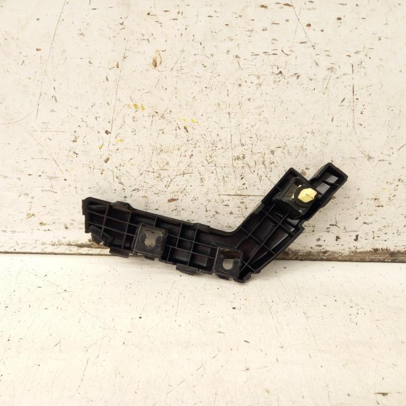 miscellaneous bracket