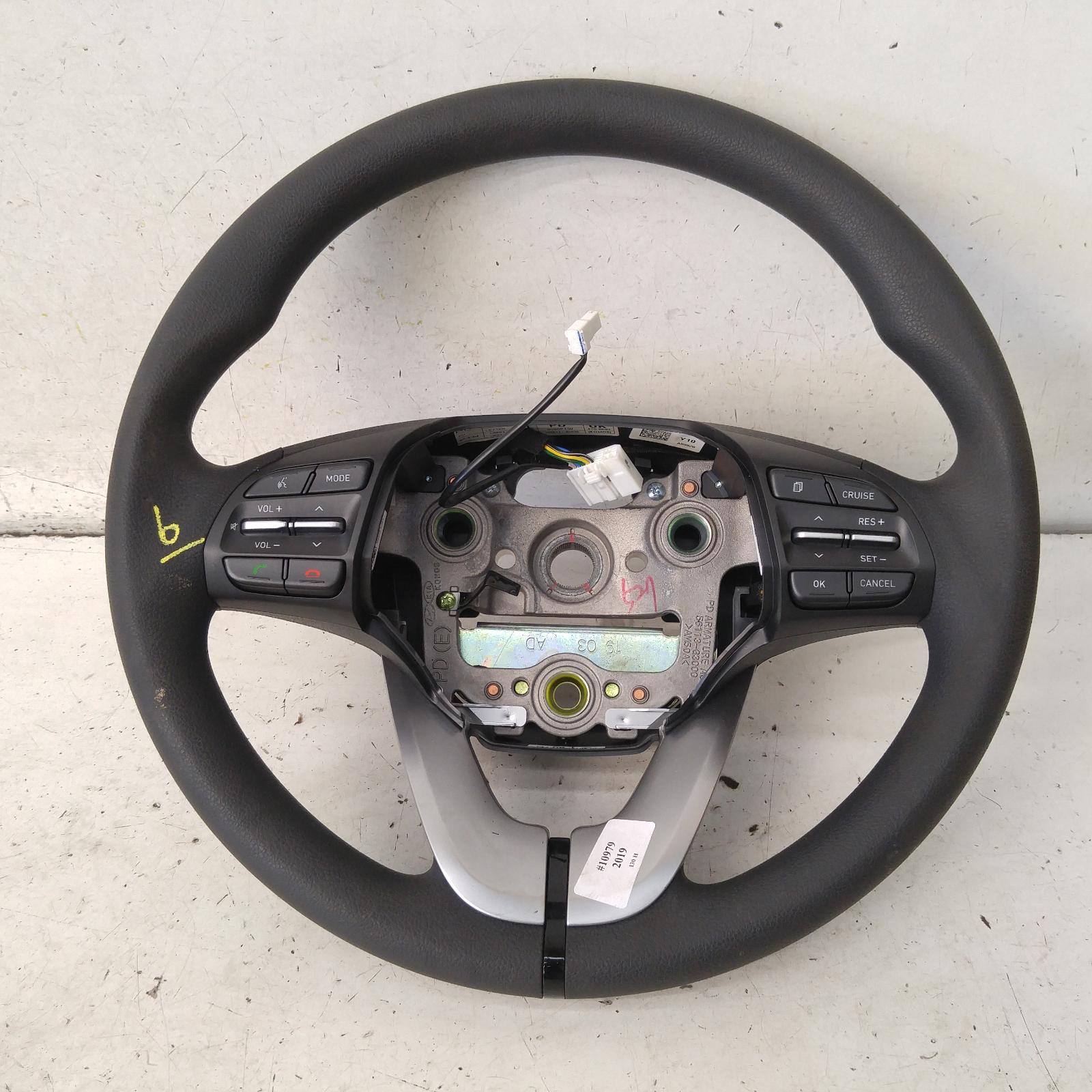 I30 Steering Wheel 2017-2022 vinyl,pd,03/17- 00010979 #250622