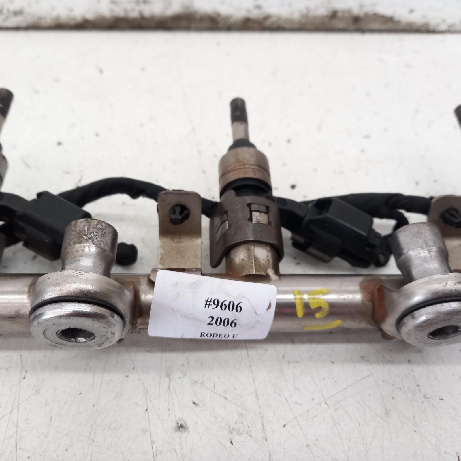 1x New OEM QUALITY Fuel Injector For Holden Rodeo TF 2.6L 4ZE1