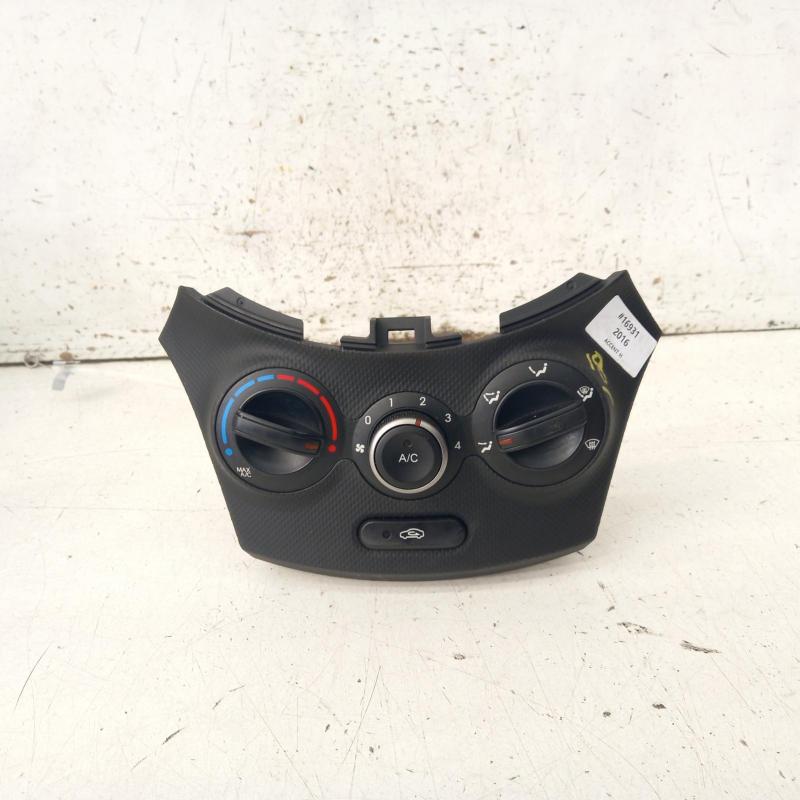 heater/aircon controls