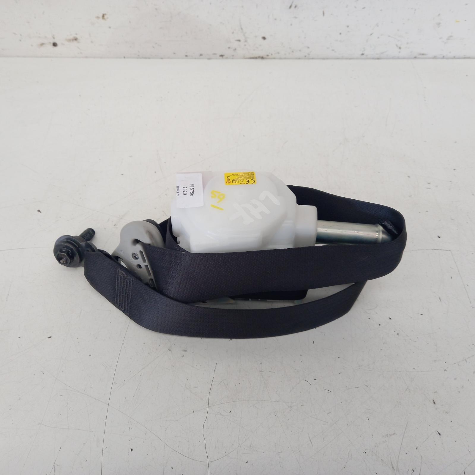 437721, Used seat belt stalk for 2020 hiace lh front, seat belt only