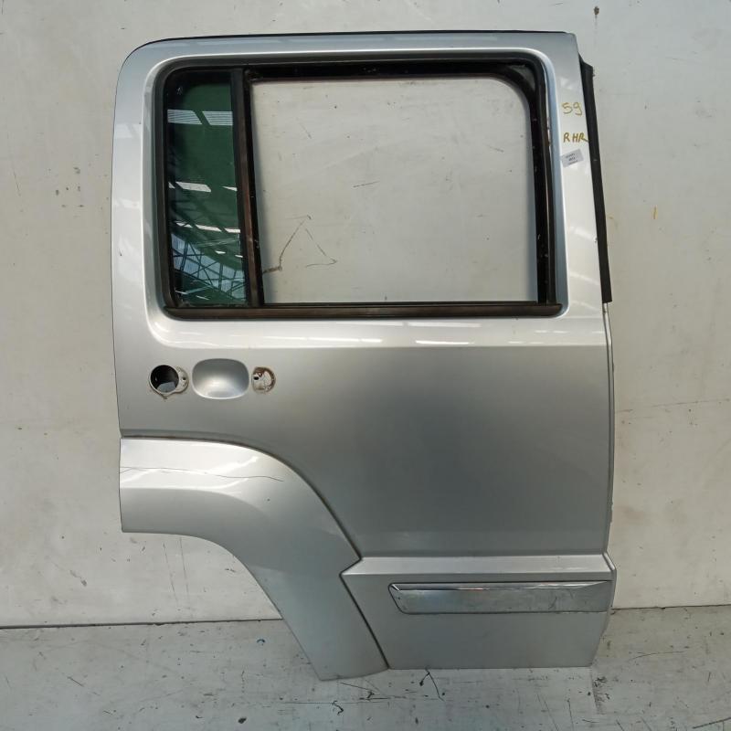 door/sliding rear right