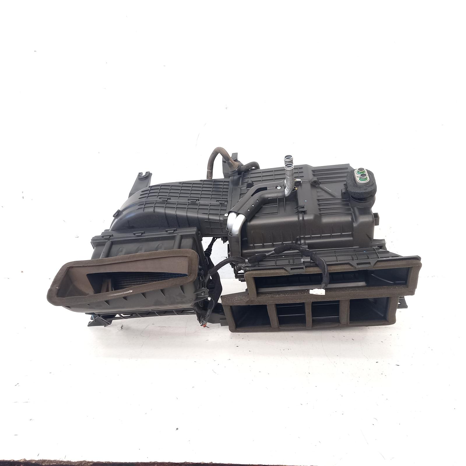 446616, Used heater core/box for 2011 Elantra md, standard type, 03/