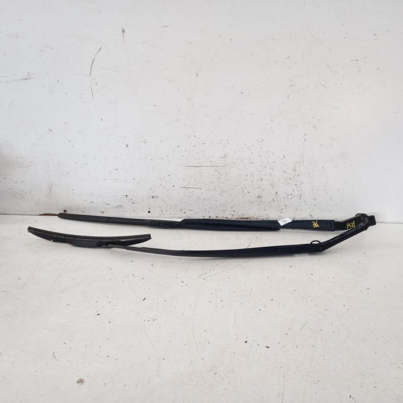 wiper arm