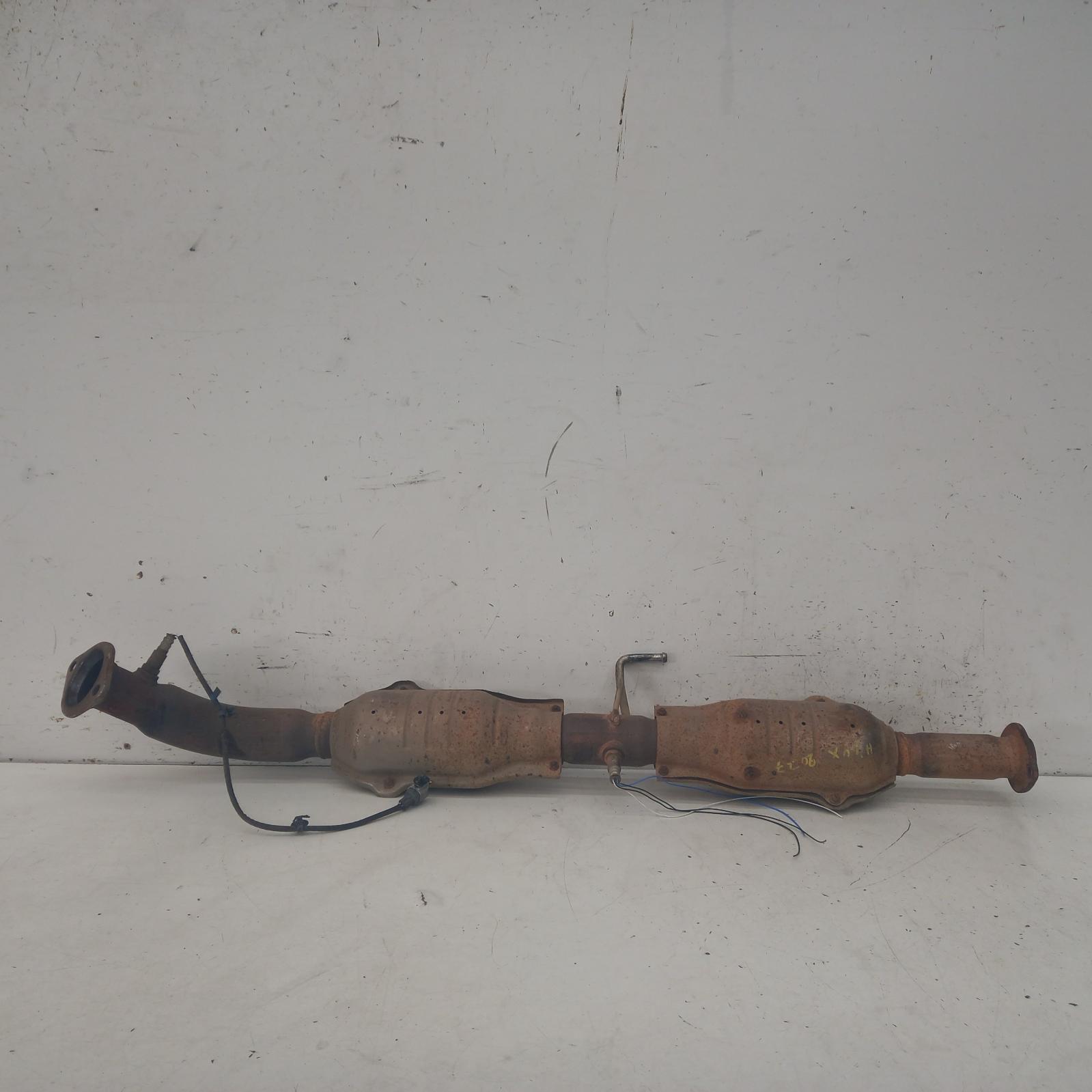 Hilux Catalytic Converter 2015-2022 under car-cat type,2.7,petrol,09/15- partwh #446836