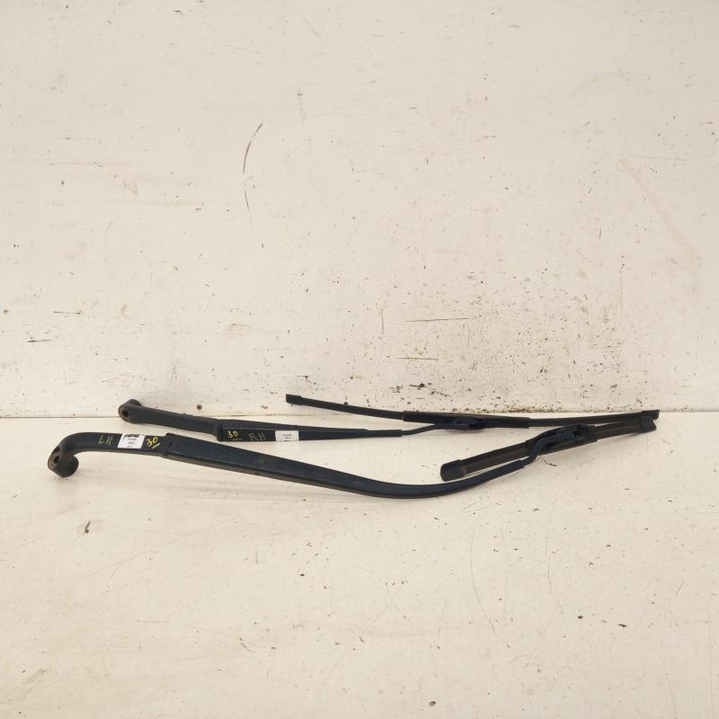 wiper arm