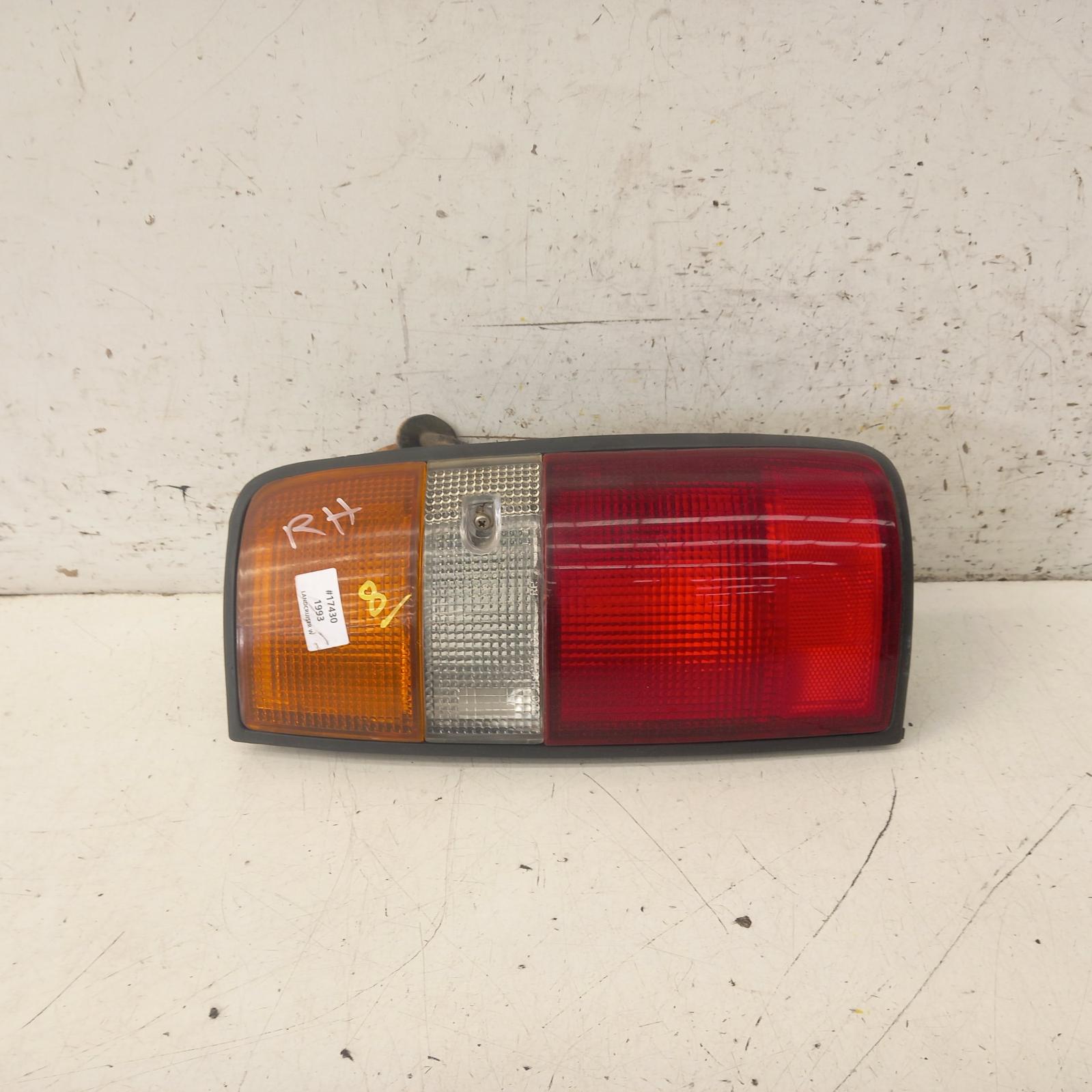 Landcruiser Taillight Right 1990-1998 80 series 05/90-03/98 00017430 #452750