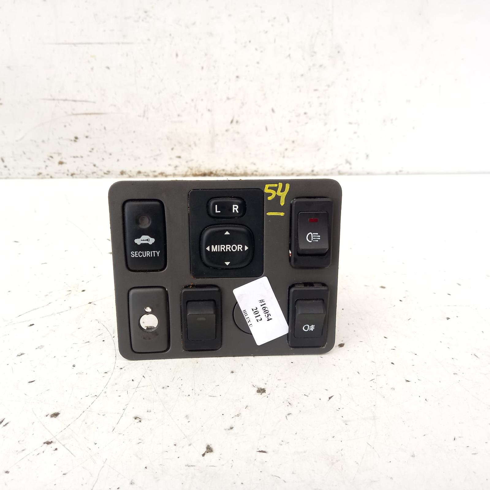Hilux Miscellaneous Switch Relay 2011-2015 mirror switch,09/11-08/15 00016054 #453690