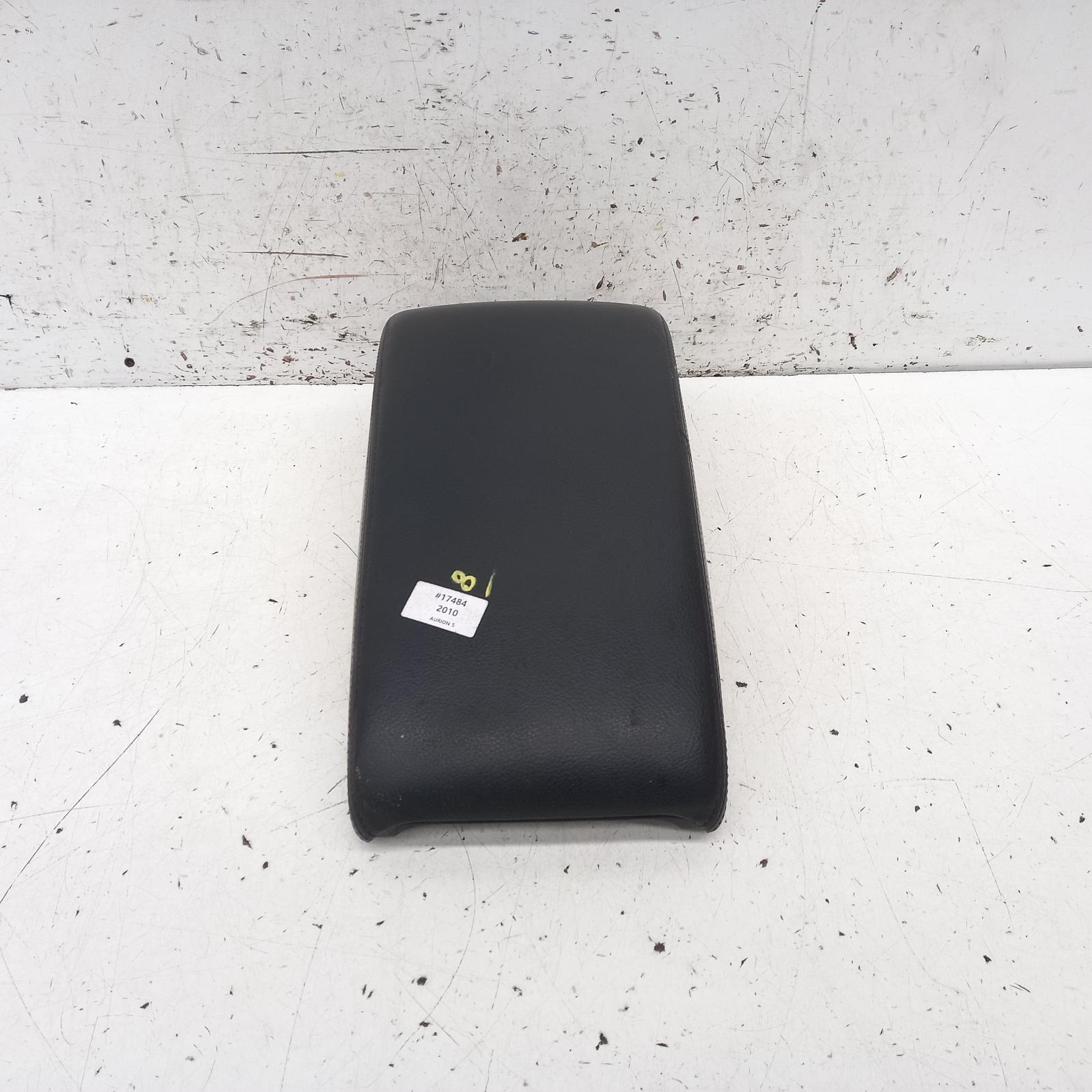 Aurion Console 2006-2012 gcv40r,centre console,metallic finish type,10/06-03/12 00017484 #454803