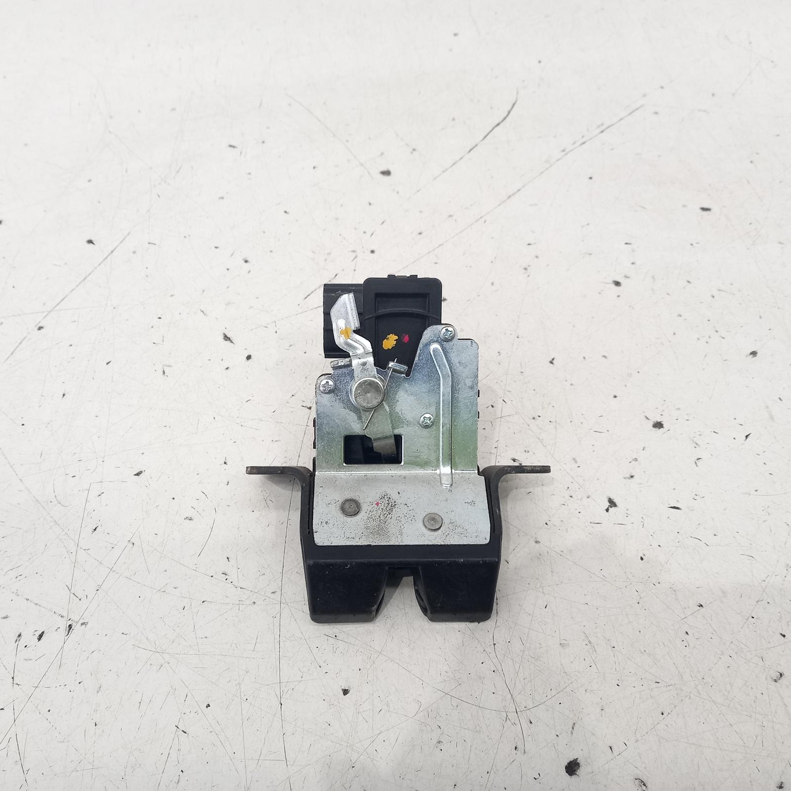 I30 Door/boot/gate Lock 2012-2017 tailgate lock,gd,5dr hatch,03/12-02/17 00017489 #454850