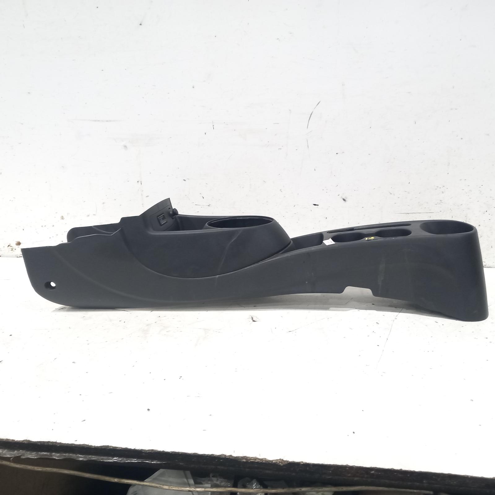 I20 Console 2010-2015 pb,07/10-12/15 00017508 #455397