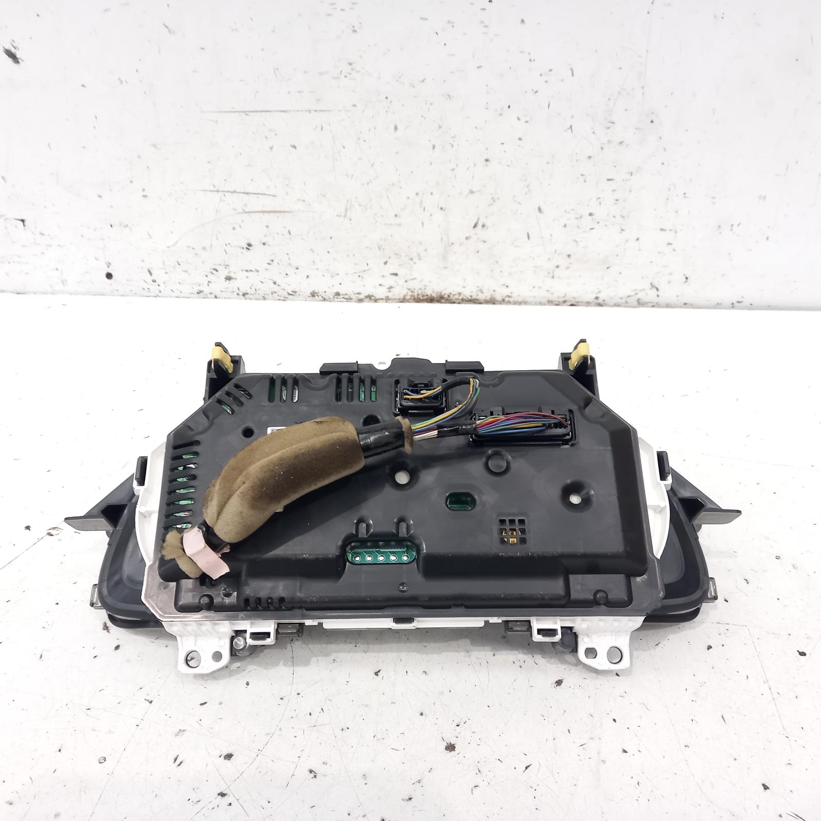 Corolla Instrument Cluster 2012-2015 1.8,2zr-fe,auto t/m,ascent,zre182r,hatch,10/12-05/15 00017455 #456128