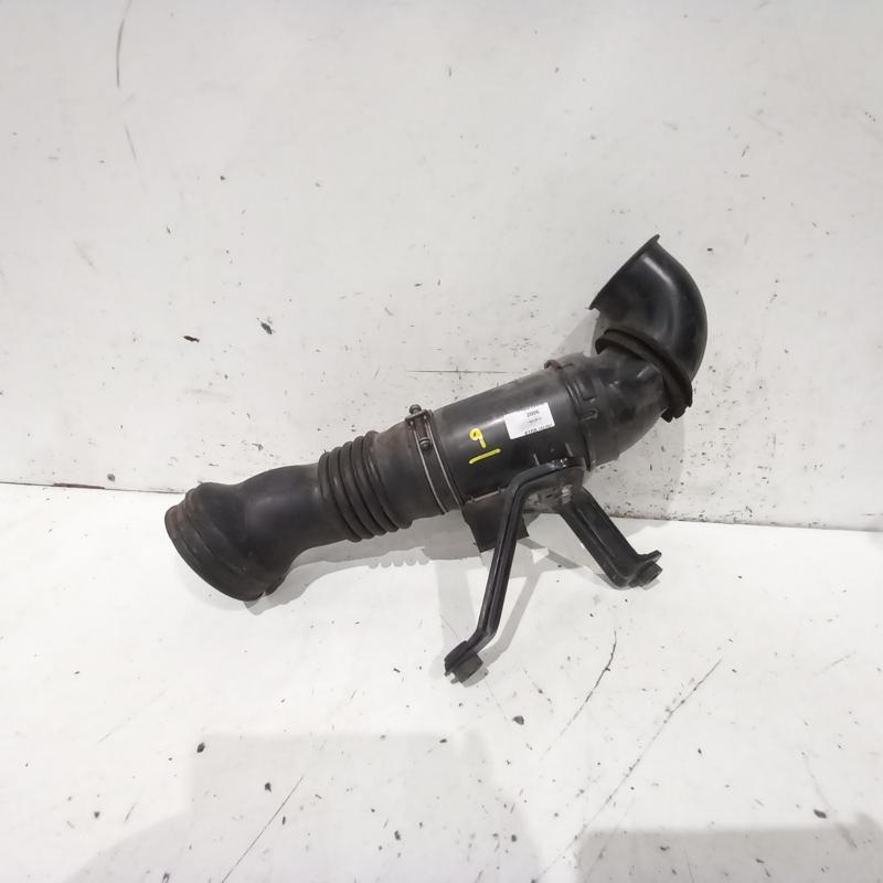 air cleaner duct/hose