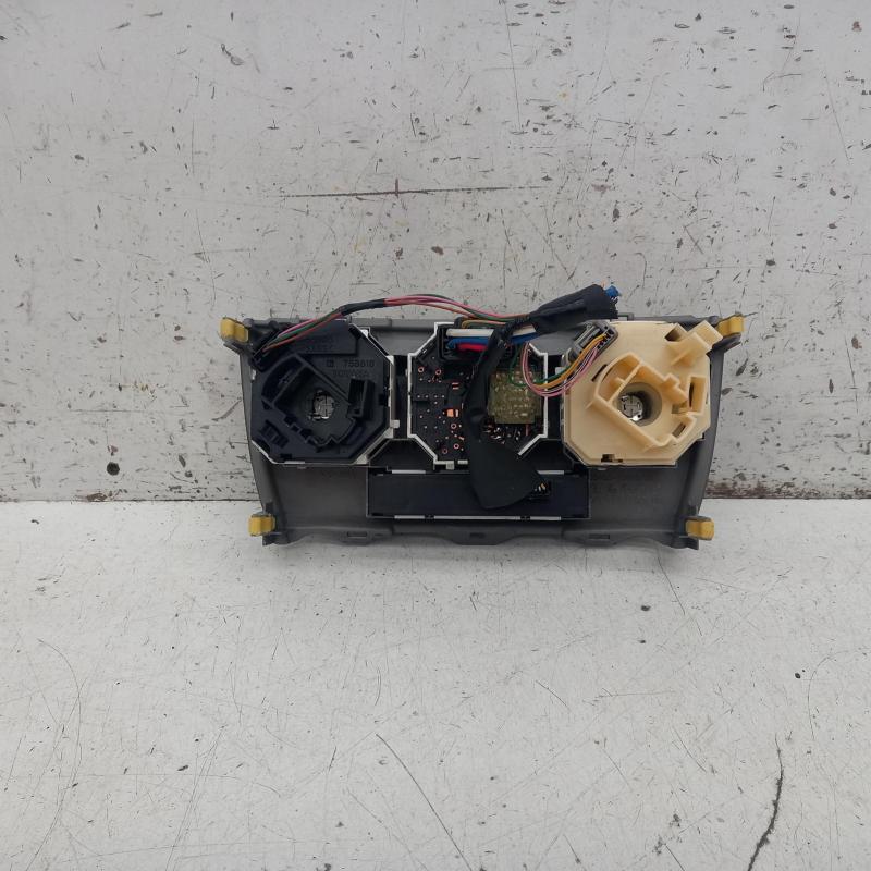 heater/aircon controls