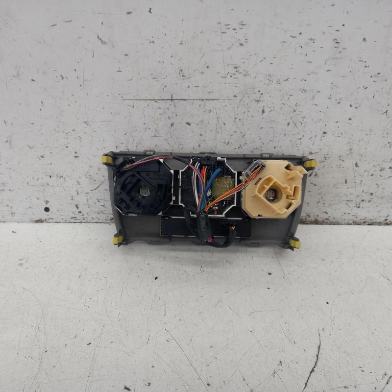 heater/aircon controls