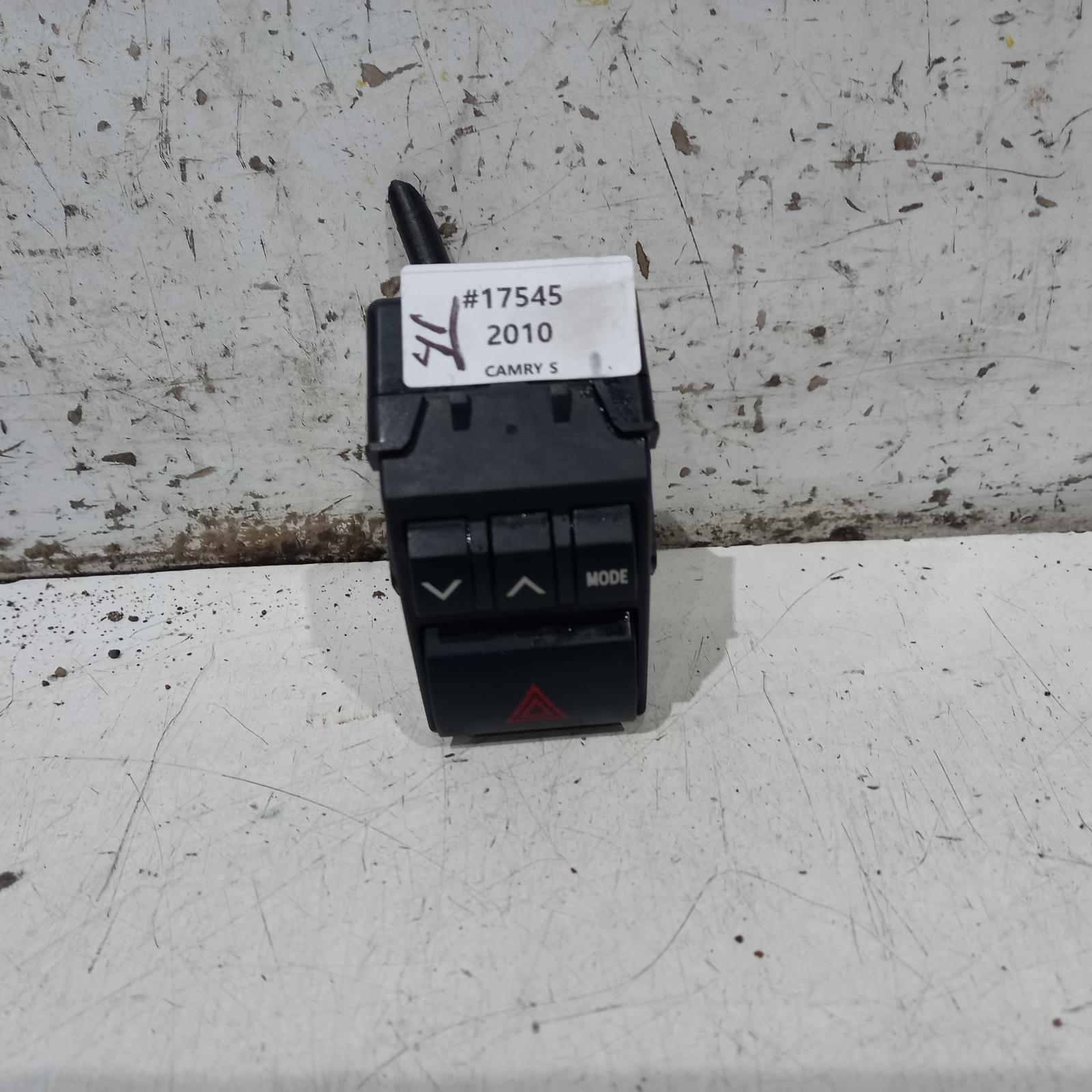 Camry Miscellaneous Switch Relay 2006-2012 xv40,hazard light switch,06/06-02/12 00017545 #459252