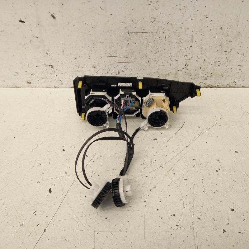 heater/aircon controls