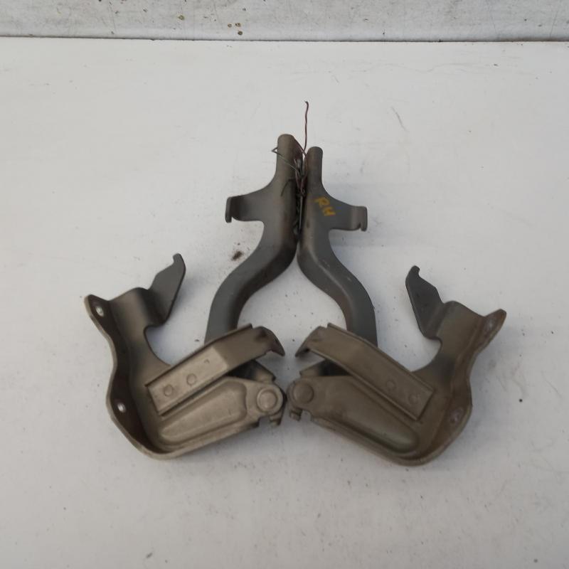 bonnet hinge/strut