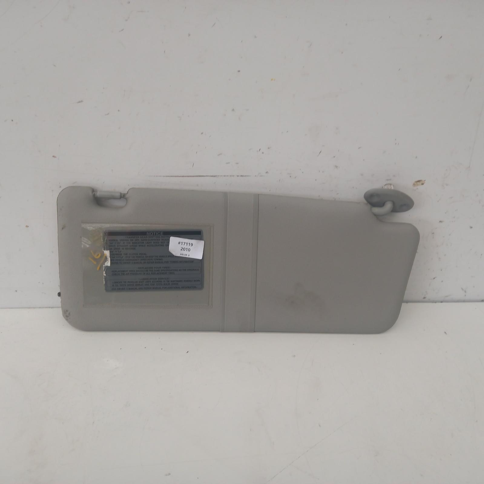 Hilux Sunvisor 2005-2015 rh side,02/05-08/15 00017119 #434517