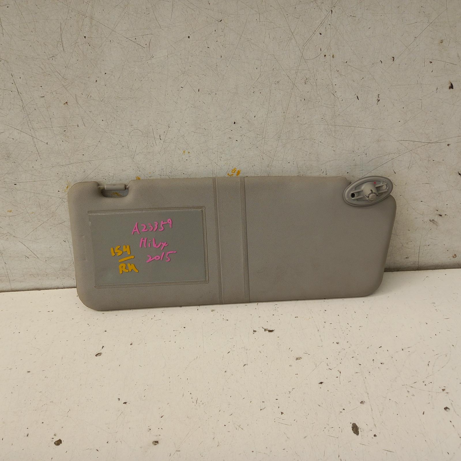 Hilux Sunvisor 2005-2015 rh side,02/05-08/15 partwh #465663