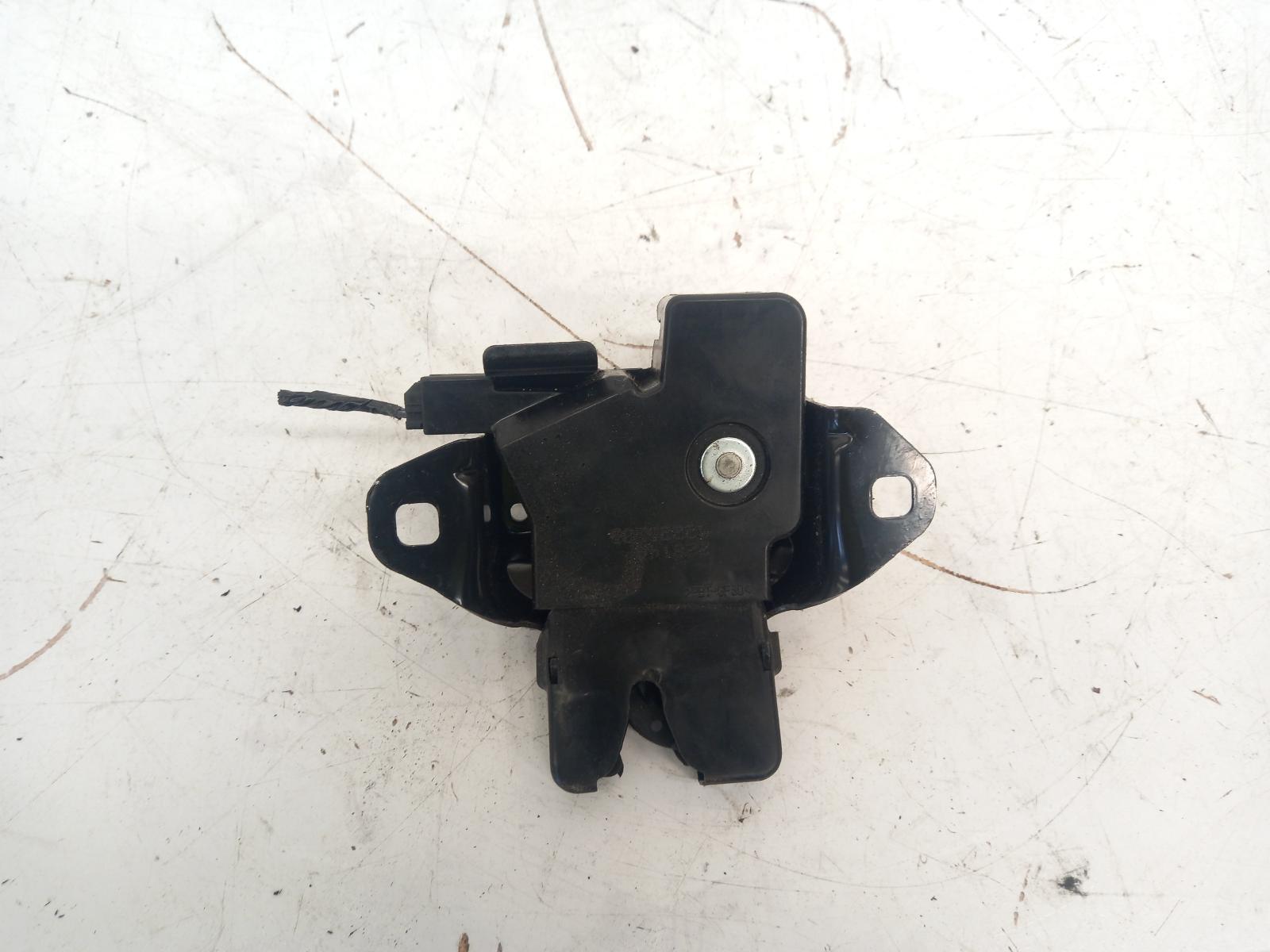 467316, Used door/boot/gate lock for 2015 commodore bootlid latch, ve
