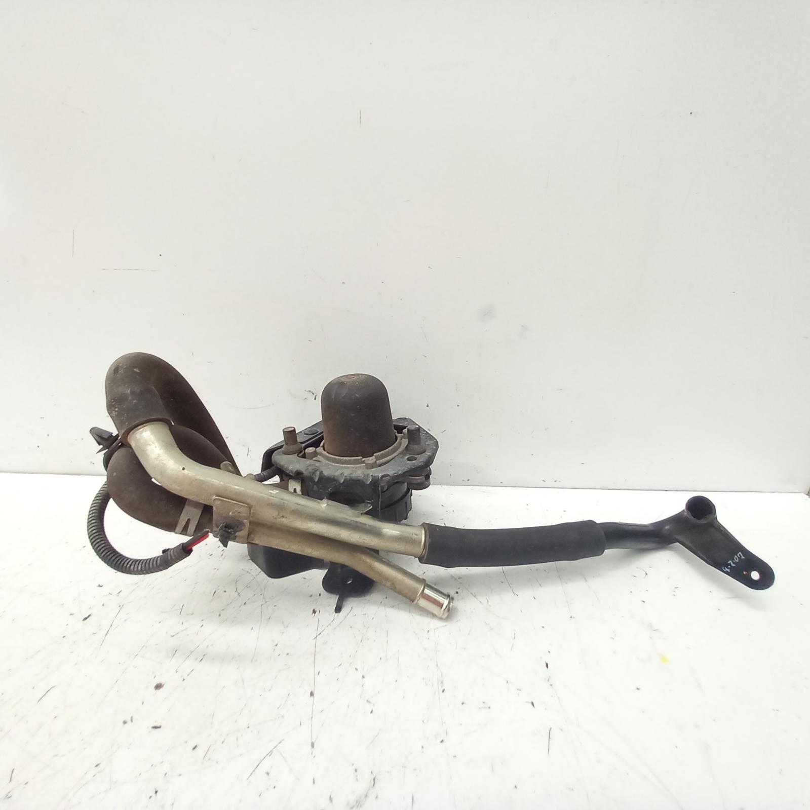 Hilux Vacuum Air Pump 2005-2015 petrol,2.7,2tr-fe,air pump (under rh guard),03/05-08/15 00017840 #468850