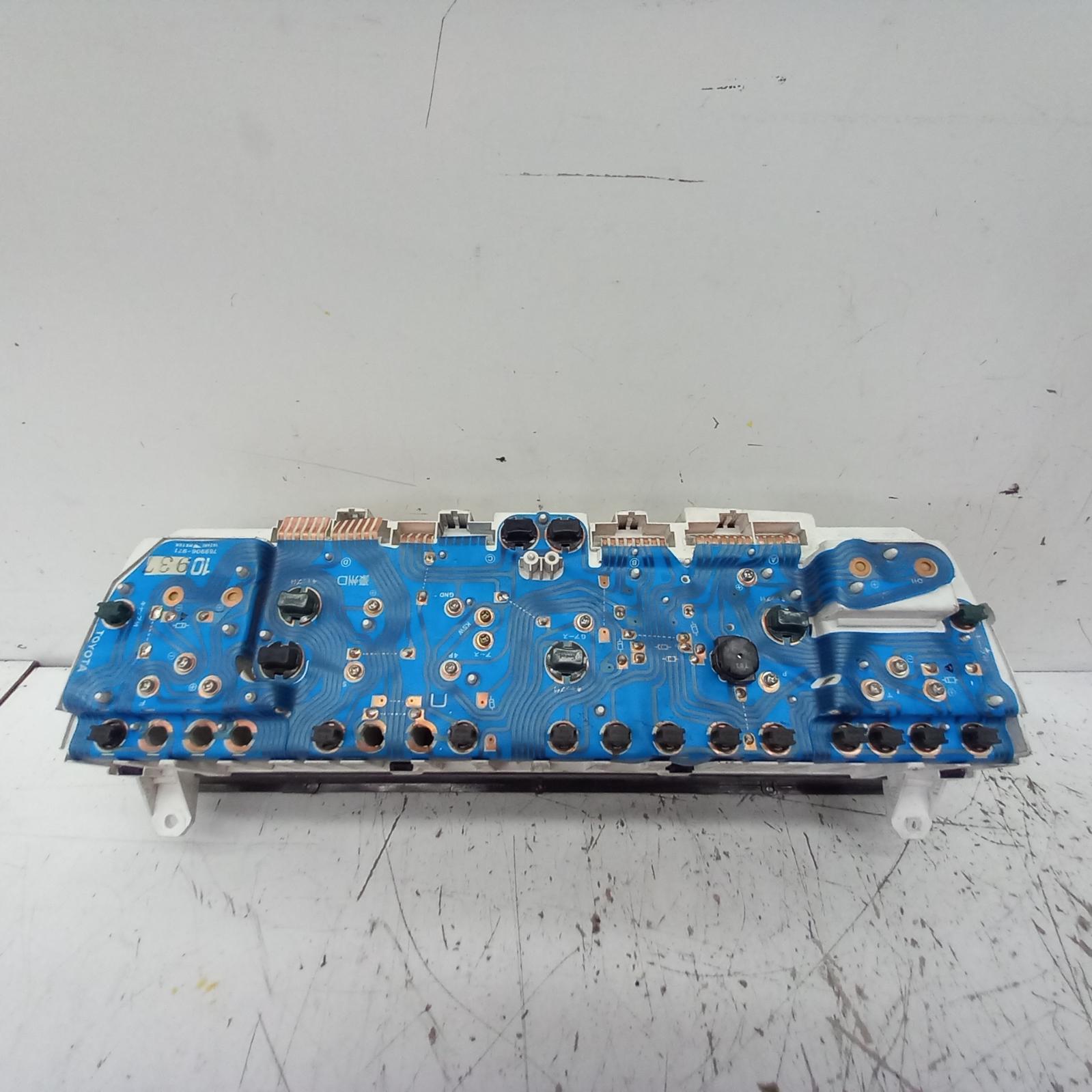 469487, Used instrument cluster for 1992 hilux cluster standard