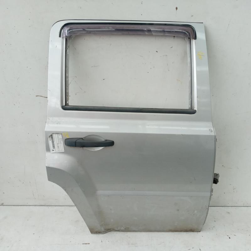 door/sliding rear right