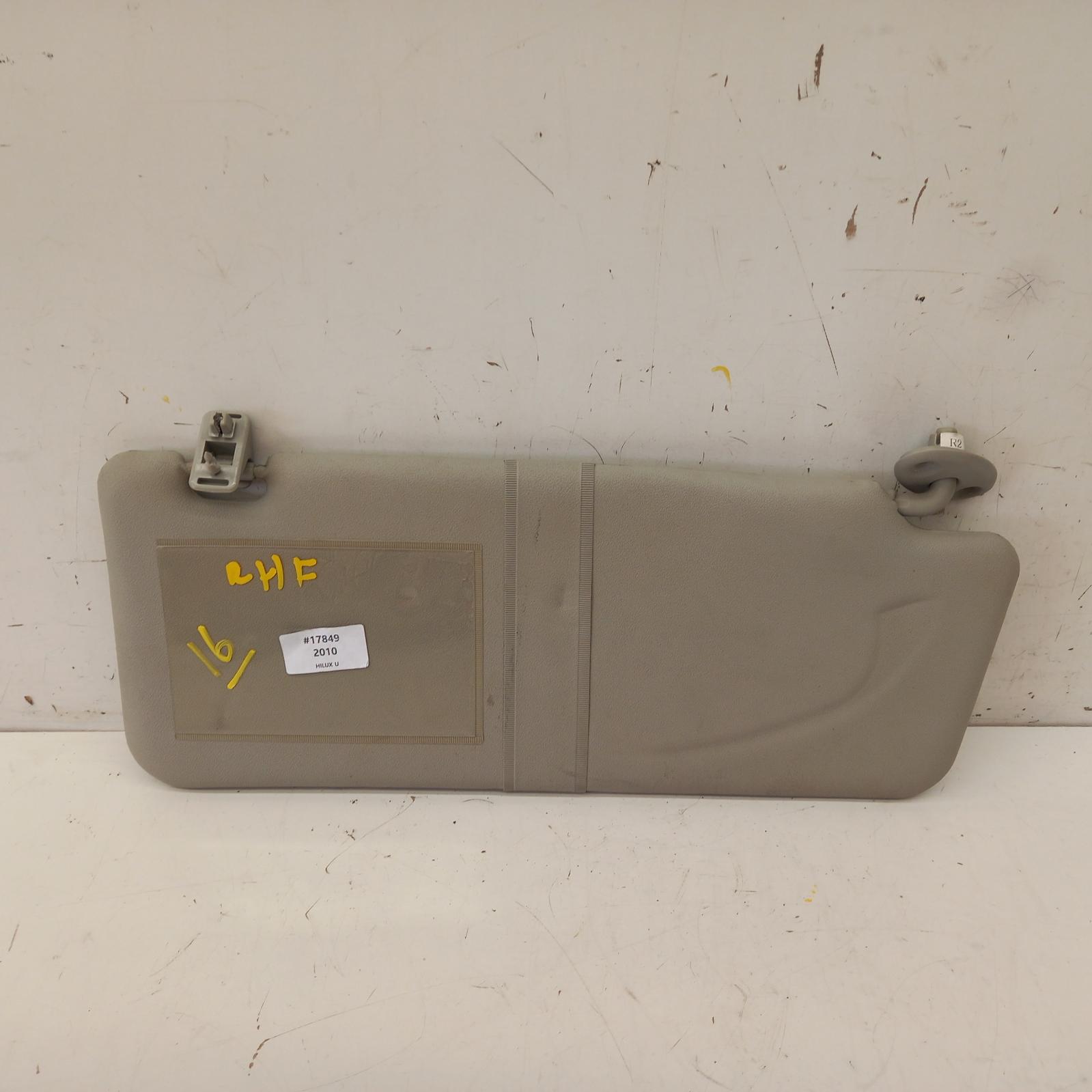 Hilux Sunvisor 2005-2015 rh side,02/05-08/15 00017849 #470695
