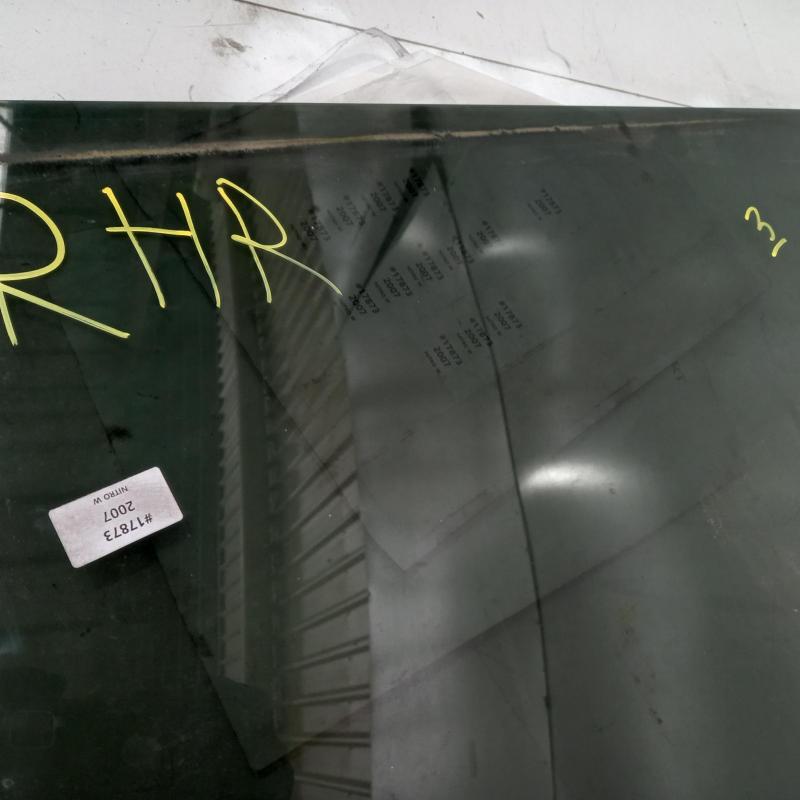 door window rear right