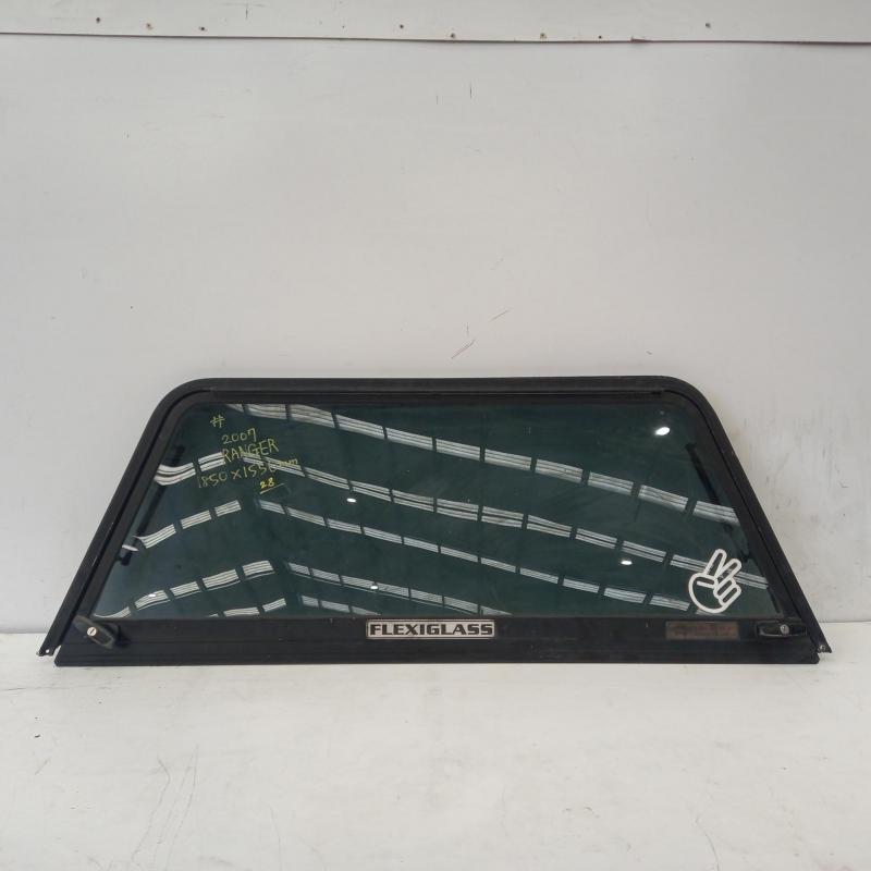 rear/tailgate glass